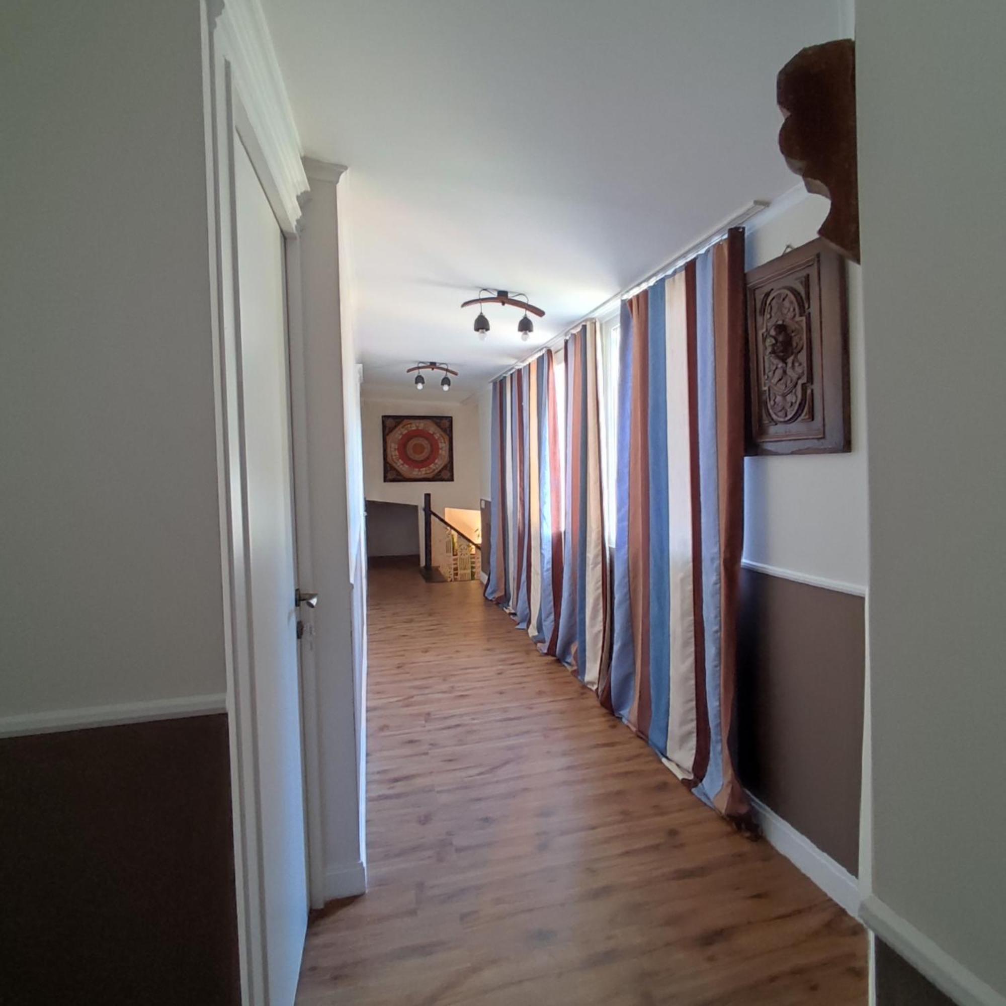 9 Doors